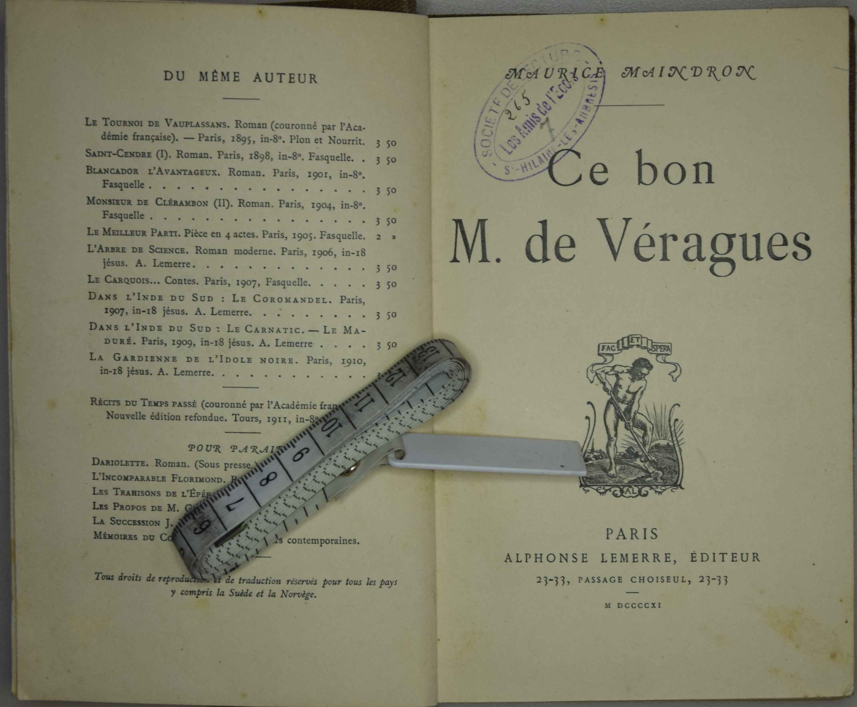 Page de titre avec le tampon des Amis de l'école